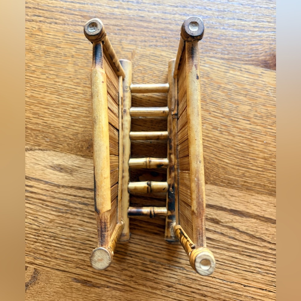 Vintage bamboo letter holder or napkin holder- grandmillenial cottagecore - Picture 2 of 12